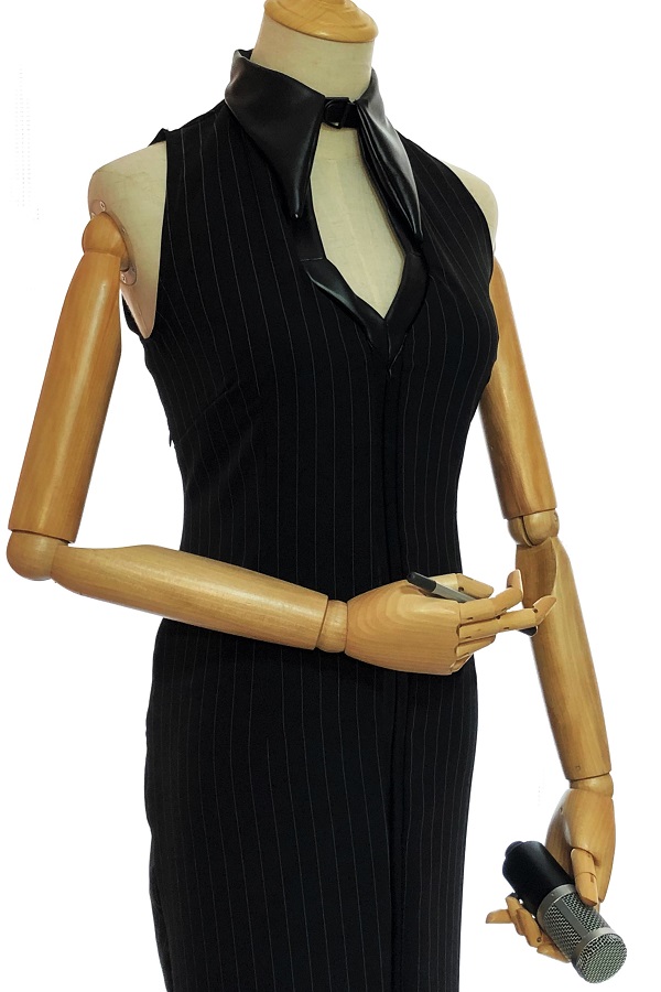 Accountable collection - Necktie-d office dress with invisible tie and leather collar - Effy By Design fashion 01